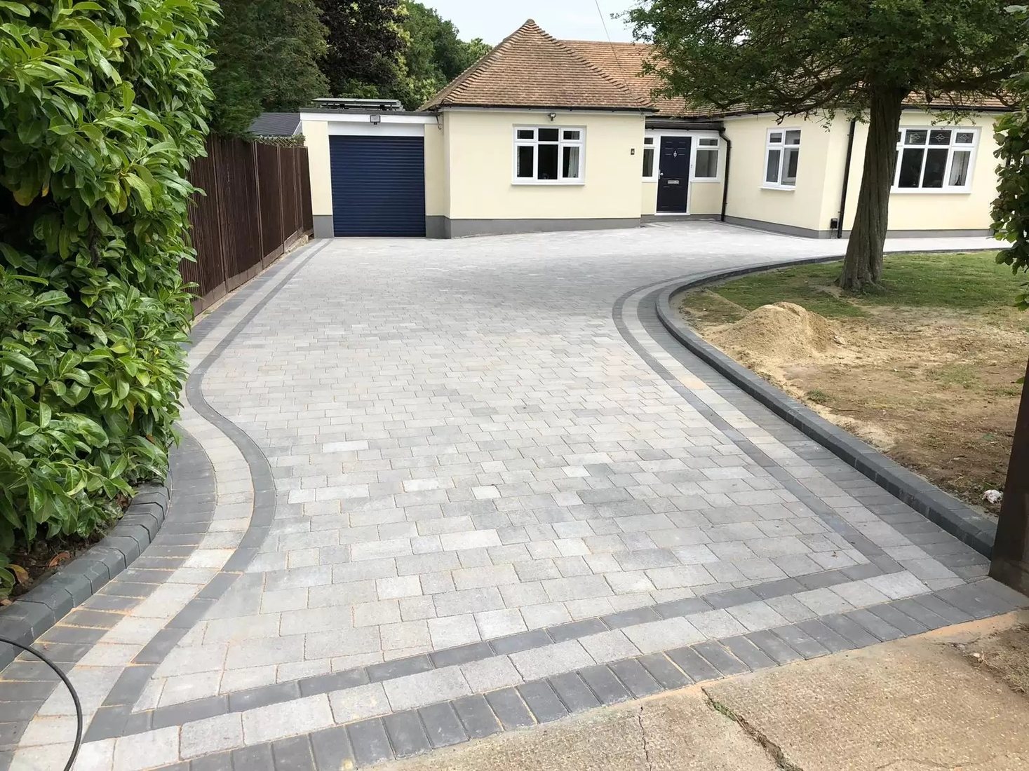 Driveways project by Stonecrest Paving and Landscaping